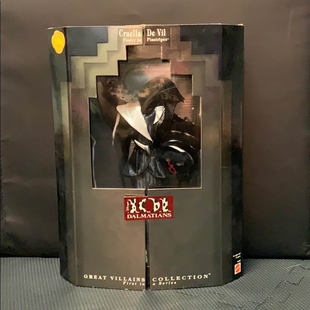 Cruella De Vil Barbie 1996